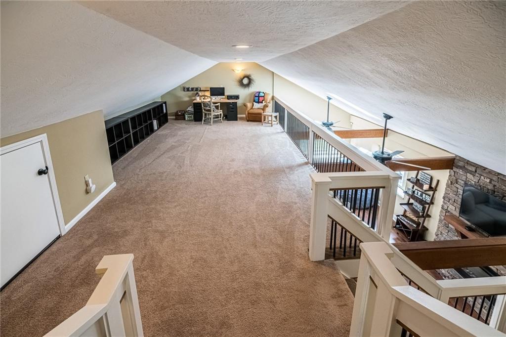 3886 Anderson Road Gibsonia, PA 15044 - Photo 17 of 25 Gallery Image 17