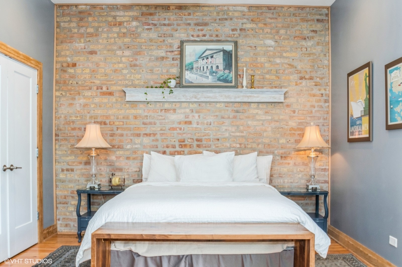 3428 West Belden Avenue, Unit 1 Chicago, IL 60647 - Photo 11 of 19 a view of entryway