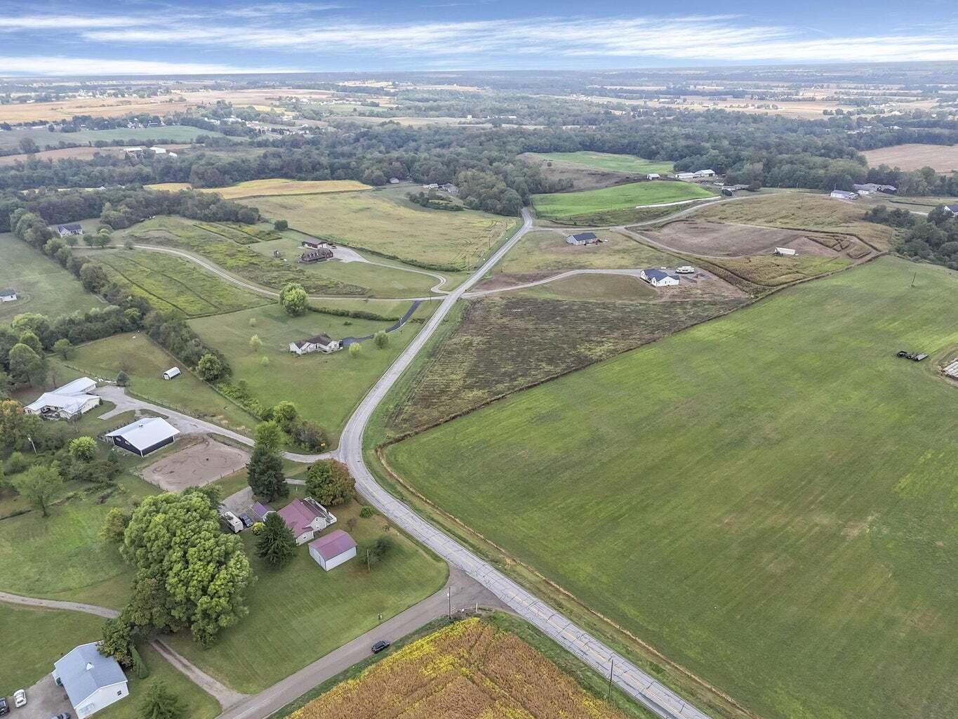 6532 Julian Road Southwest Amanda, OH 43102 - Photo 12 of 15 20250928001618835903000000-o