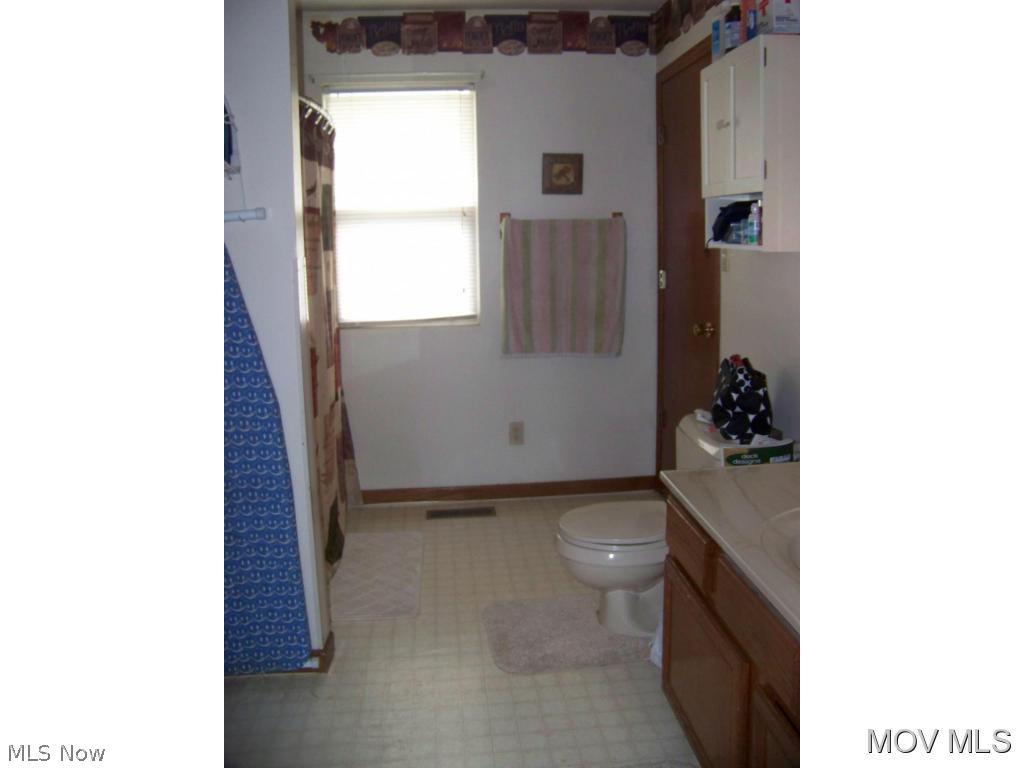 446 Moody Ridge Road Belpre, OH 45714 - Photo 12 of 17