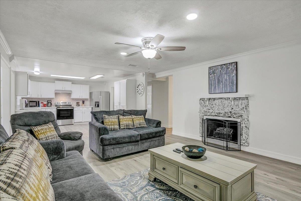 185 Weiss Bluff Road Vidor, TX 77662 - Photo 28 of 34 Gallery Image 28