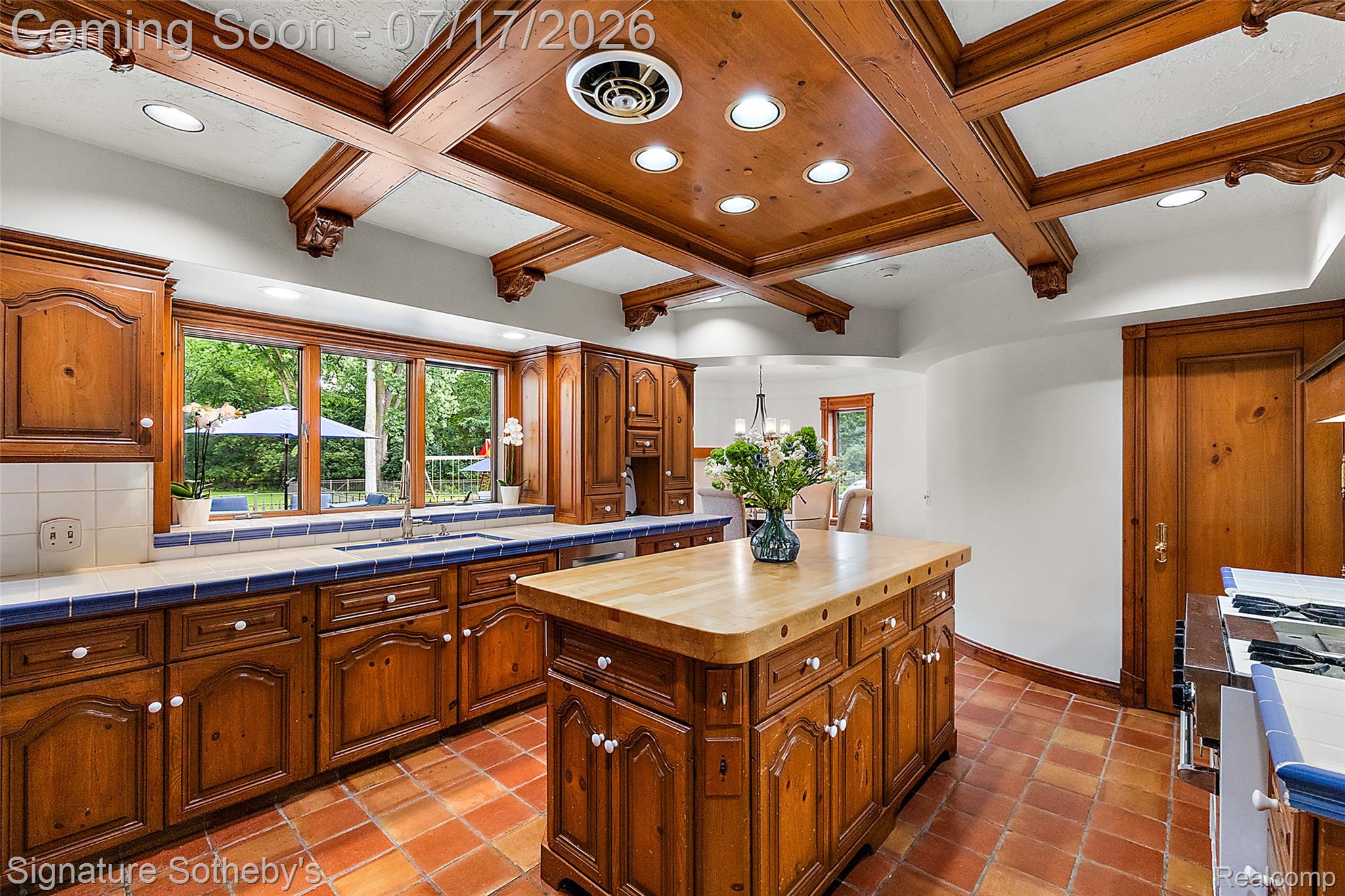 1235 Westview Road Bloomfield Hills, MI 48304 - Photo 31 of 77 079-1235 Westview-79.jpg