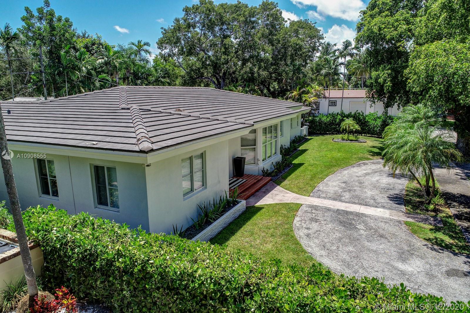 330 Ridgewood Road Coral Gables, FL 33133 - Photo 23 of 31 Gallery Image 23