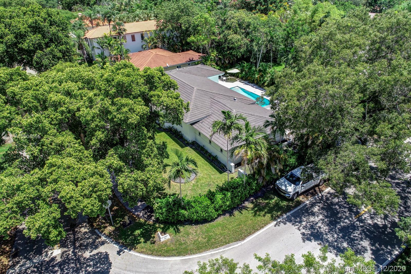 330 Ridgewood Road Coral Gables, FL 33133 - Photo 27 of 31 Gallery Image 27