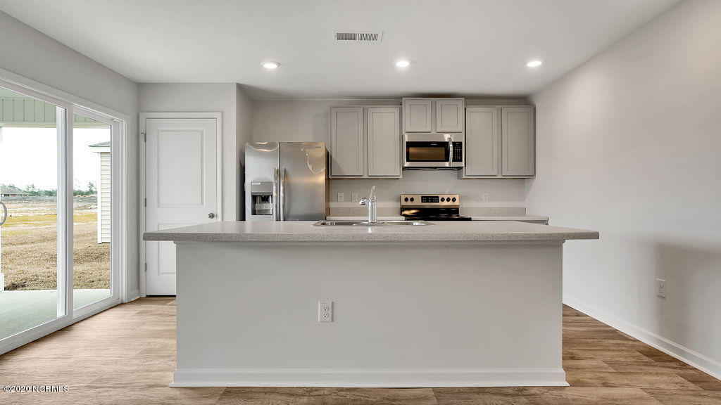 411 Ellis Road Southeast, Unit LOT #34 Bolivia, NC 28422 - Photo 17 of 46 (PHOTO NOT OF ACTUAL HOME BUT ONE SIMILAR. OPTIONS/COLORS MAY VARY)