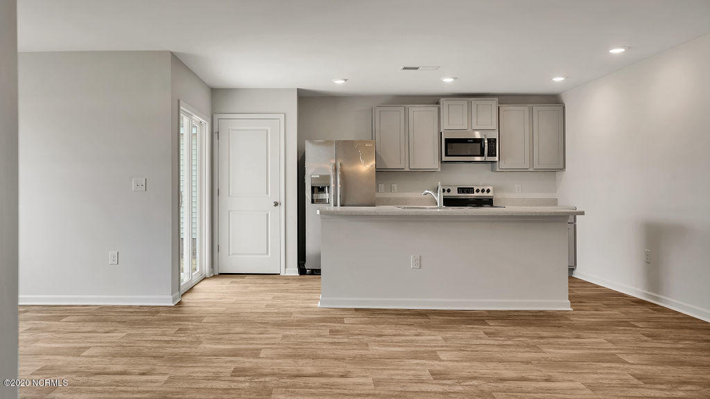 411 Ellis Road Southeast, Unit LOT #34 Bolivia, NC 28422 - Photo 22 of 46 (PHOTO NOT OF ACTUAL HOME BUT ONE SIMILAR. OPTIONS/COLORS MAY VARY)