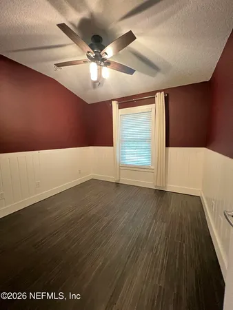 $3,000 | 1115 Main Street, Atlantic Beach, FL 32233