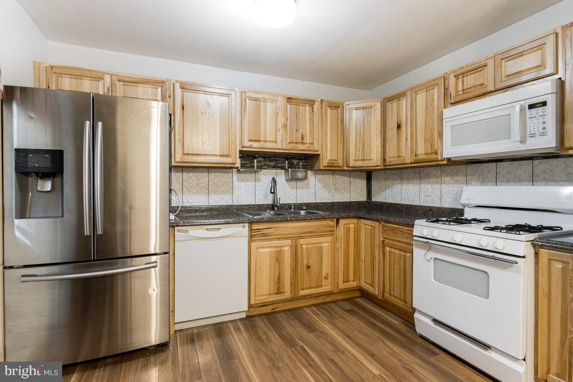 619 Banyan Road Edgewood, MD 21040 - Photo 13 of 33