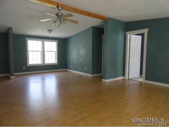 372 Long Ridge Road Brevard, NC 28712 - Photo 15 of 24 Gallery Image 15