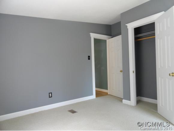 372 Long Ridge Road Brevard, NC 28712 - Photo 18 of 24 Gallery Image 18
