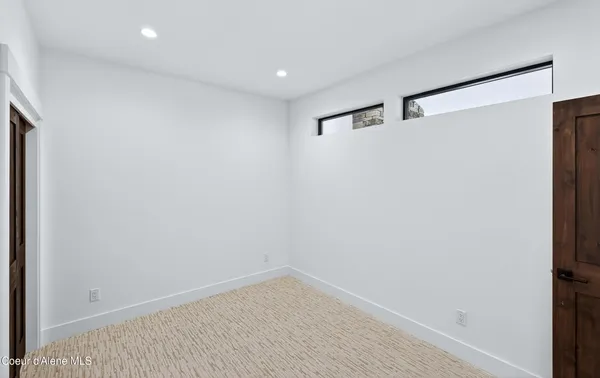 $925,000 | 25 Rebecca Lane, Nordman, ID 83848