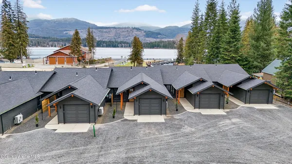 $925,000 | 25 Rebecca Lane, Nordman, ID 83848