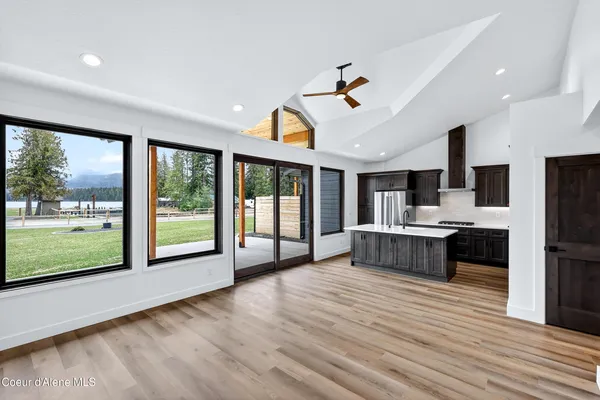 $925,000 | 25 Rebecca Lane, Nordman, ID 83848