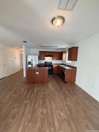 $1,999 | 5651 Forest, San Antonio, TX 78252