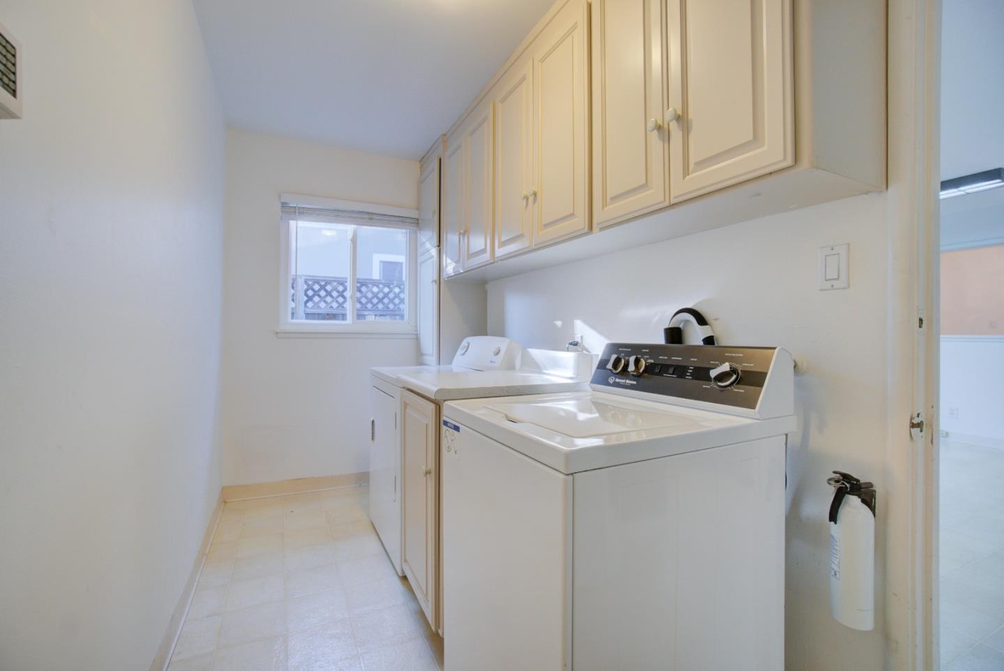 1679 Catalonia Way San Jose, CA 95125 - Photo 23 of 29