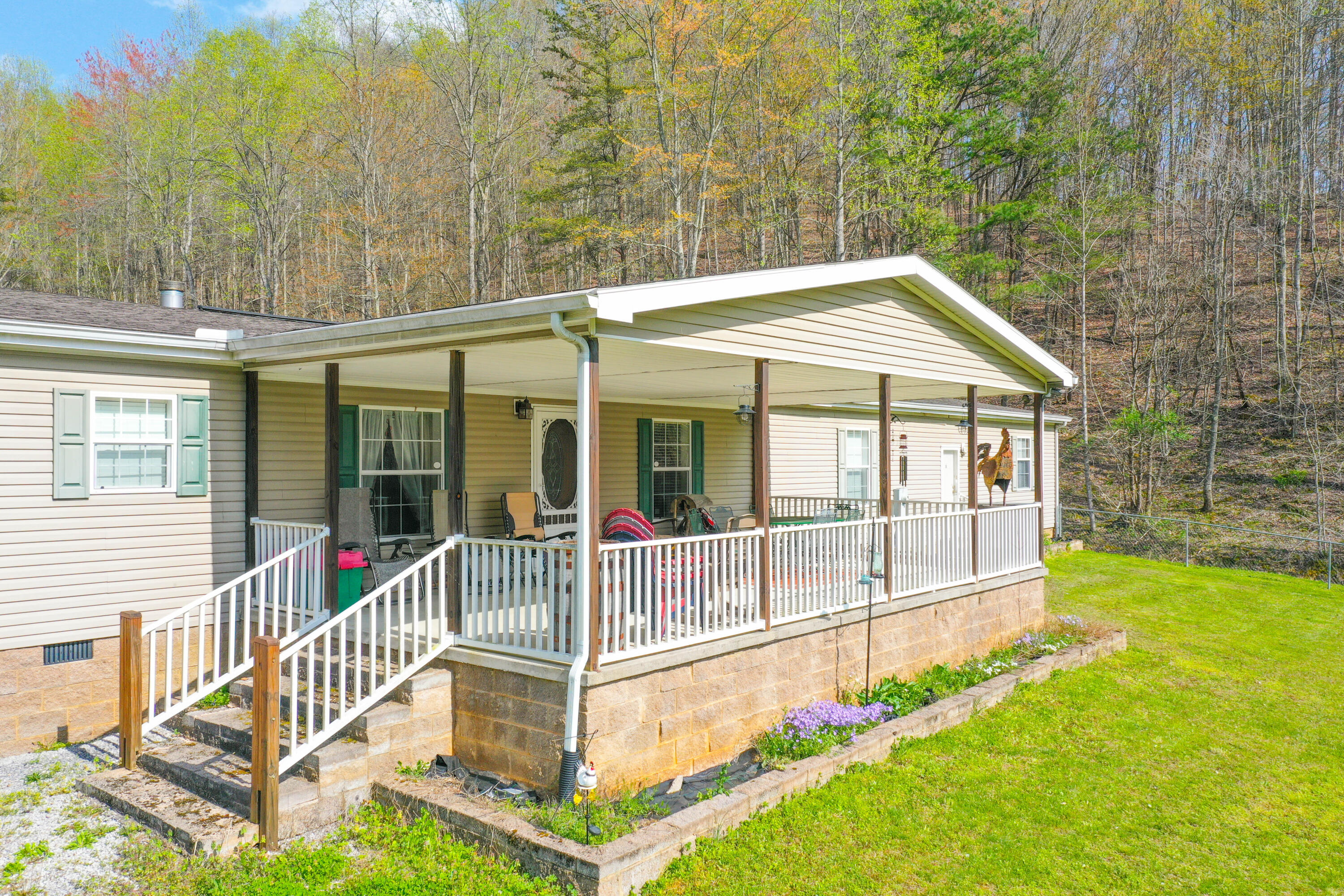 310 Don Minton Road Manchester, KY 40962 - Photo 36 of 45 DJI_0765