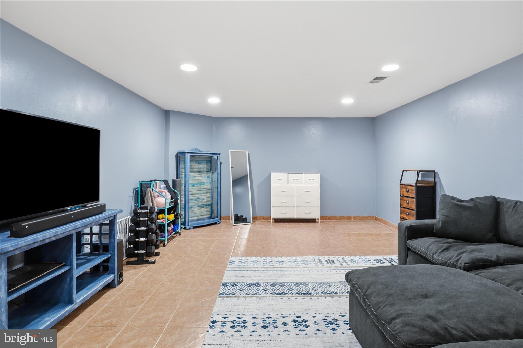 11757 Arbor Glen Way Reston, VA 20194 - Photo 33 of 60