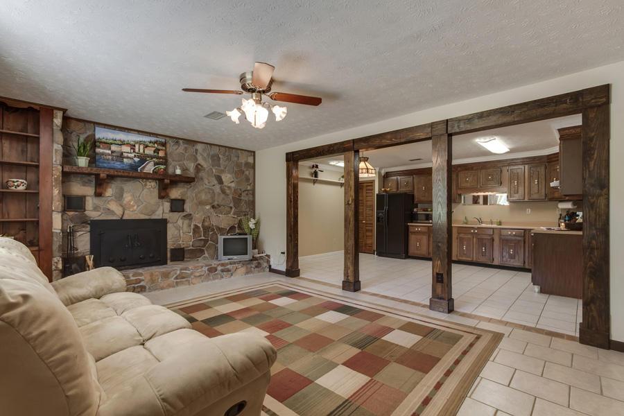 485 Ritz View Drive Blaine, TN 37709 - Photo 3 of 34 Living Room
