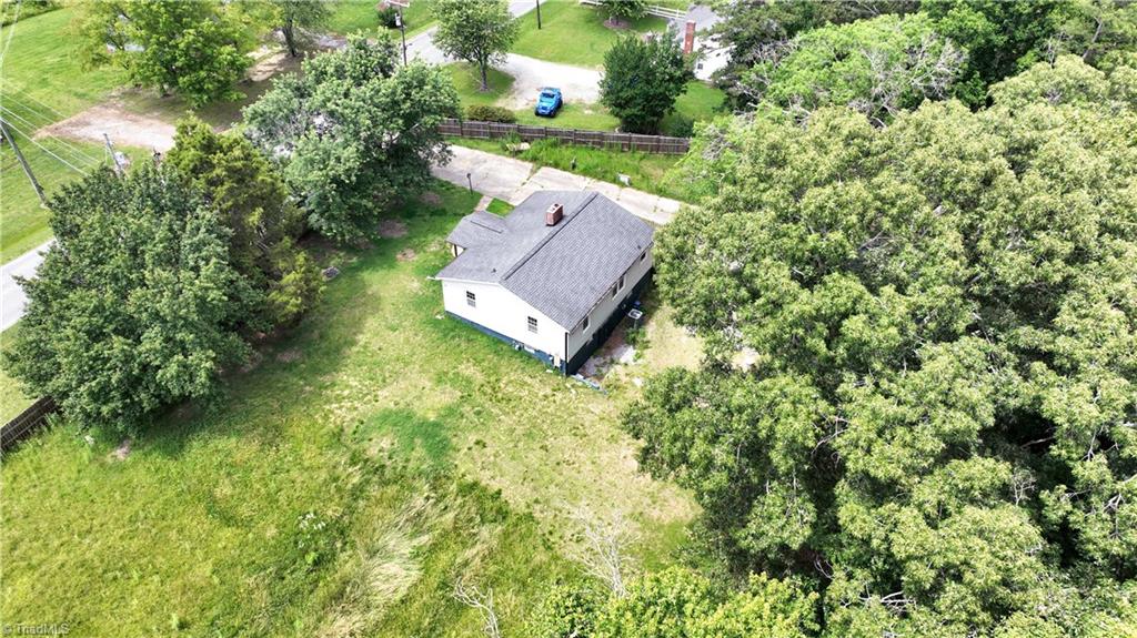 3416 Dillon Road Jamestown, NC 27282 - Photo 36 of 38 Gallery Image 36