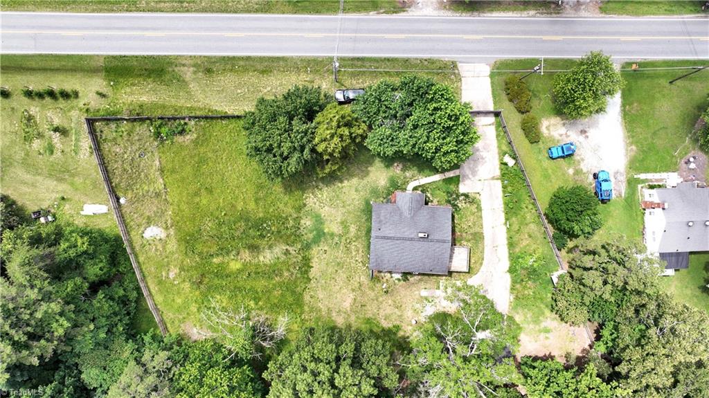 3416 Dillon Road Jamestown, NC 27282 - Photo 37 of 38 Gallery Image 37
