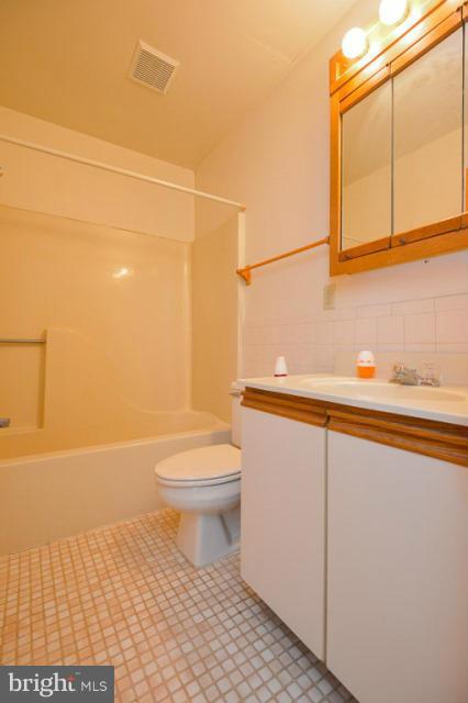 1506 Cedarhurst Road Shady Side, MD 20764 - Photo 10 of 17 Interior (General)