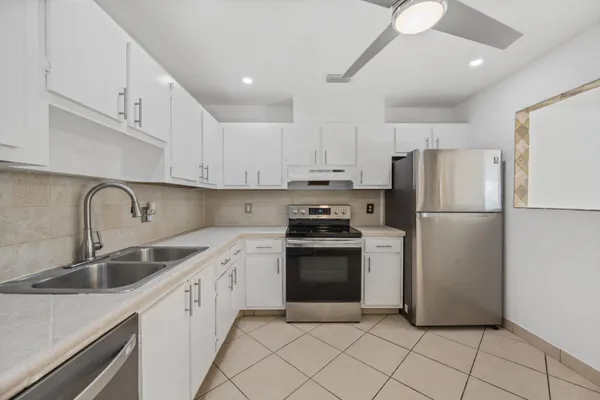 $2,150 | 8007 Ambach Way, Hypoluxo, FL 33462