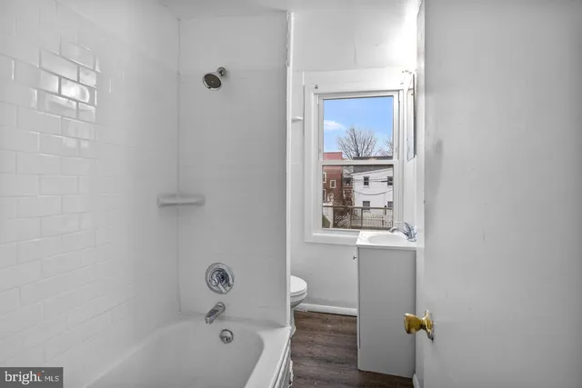 $2,400 | 244 Cedar Street, Bristol, PA 19007