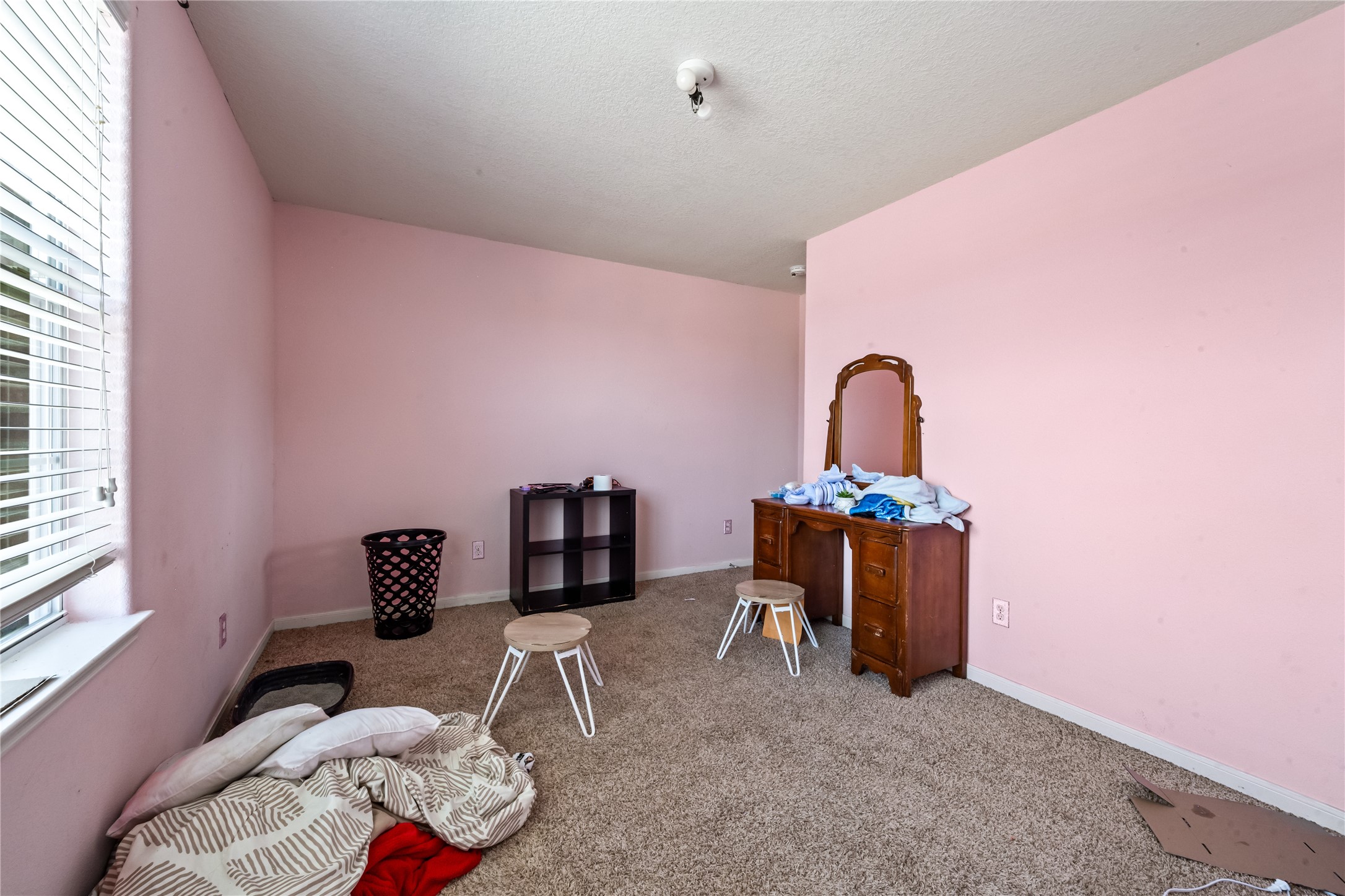 28832 San Bernard River Loop Spring, TX 77386 - Photo 42 of 50 a room with furniture