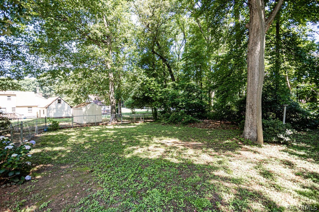 17805 Willowynde Road Chester, VA 23836 - Photo 35 of 40 Gallery Image 35