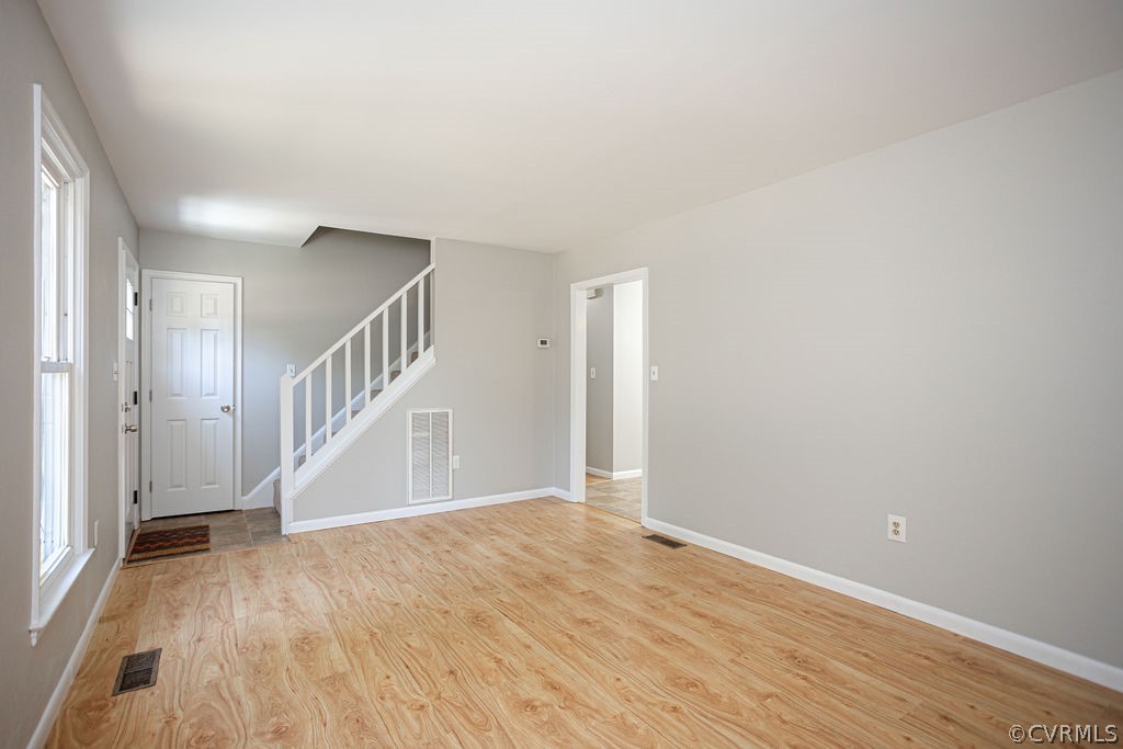 17805 Willowynde Road Chester, VA 23836 - Photo 5 of 40 Gallery Image 5