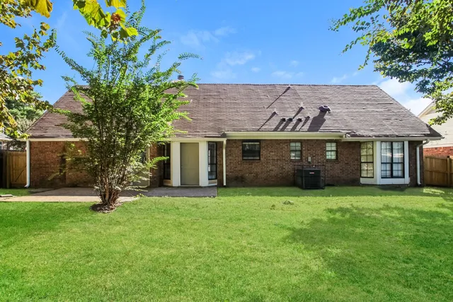$2,120 | 4461 Green Creek, Memphis, TN 38125