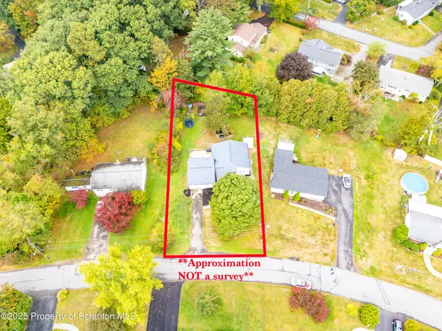 $375,000 | 508 Gladiola Drive, Clarks Summit, PA 18411