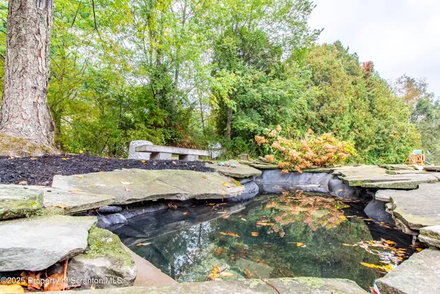 $375,000 | 508 Gladiola Drive, Clarks Summit, PA 18411