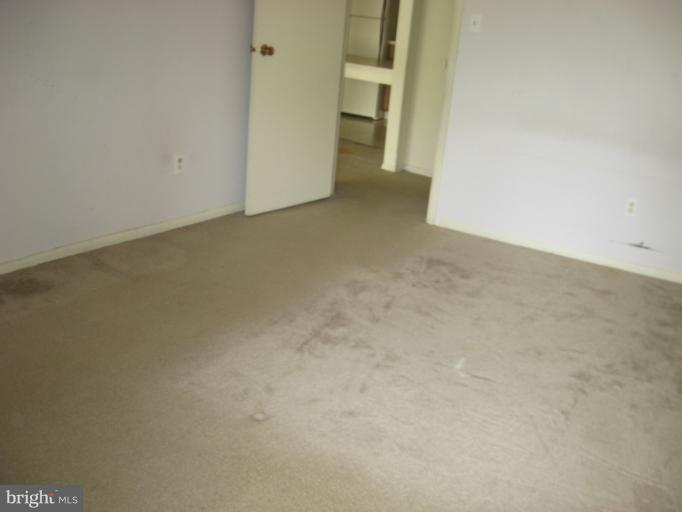 5810 Royal Ridge Drive, Unit O Springfield, VA 22152 - Photo 4 of 6 a view of empty room