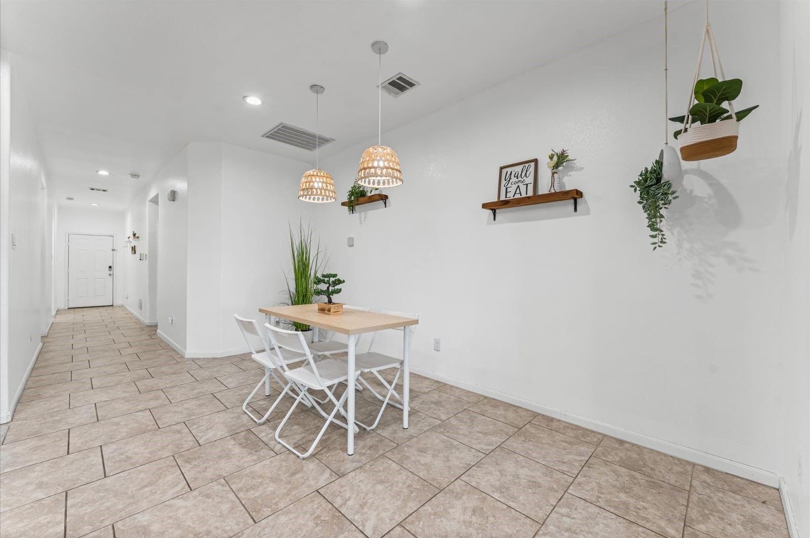 3007 Magellan Ridge Lane Baytown, TX 77521 - Photo 14 of 34 a view of a dining room with furniture