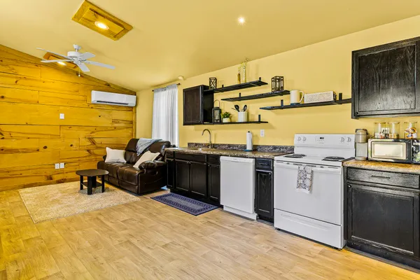 $120,000 | 211 Captain Kidd Lane, Point Blank, TX 77364