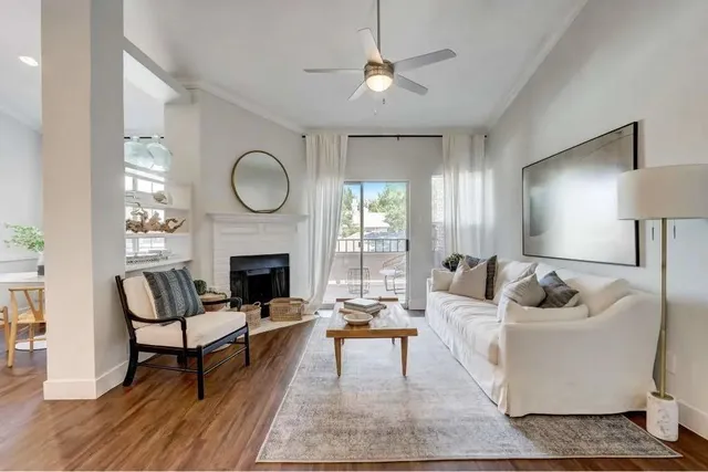 $2,510 | 17250 Knoll Trail Drive, Unit 606, Dallas, TX 75248