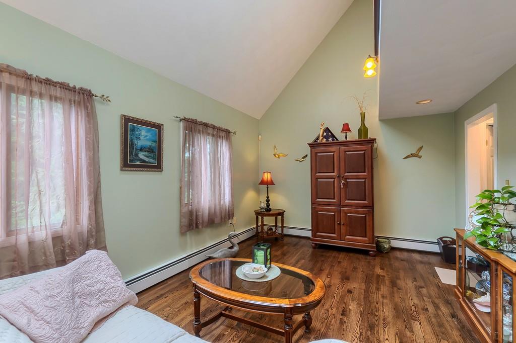 8 Clipper Way Beverly, MA 01915 - Photo 11 of 42