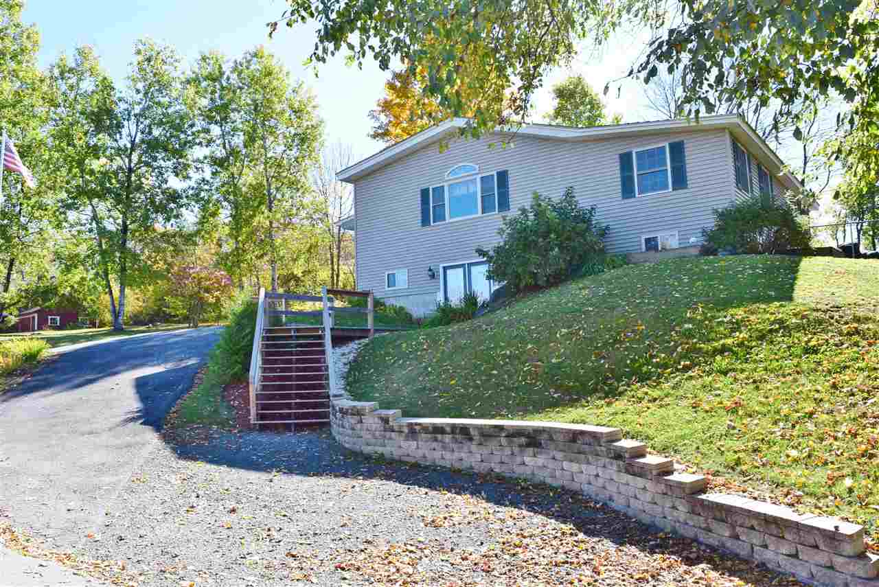 31 View Street Whitefield, NH 03598 - Photo 2 of 40