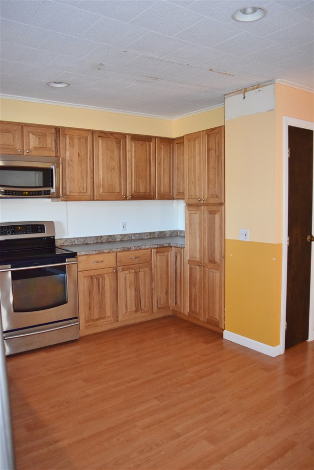 31 View Street Whitefield, NH 03598 - Photo 12 of 40