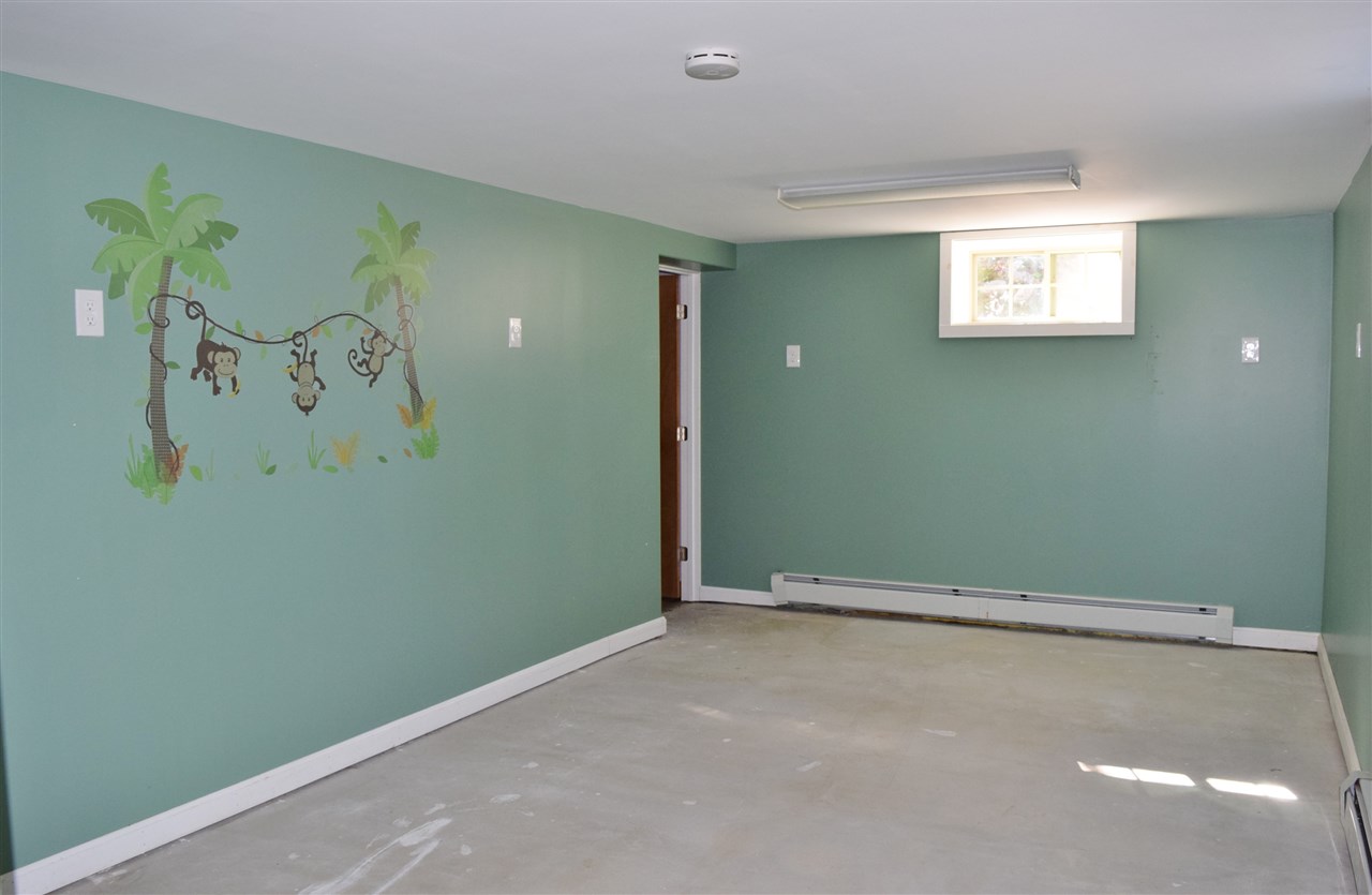 31 View Street Whitefield, NH 03598 - Photo 28 of 40