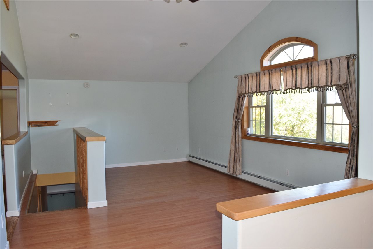 31 View Street Whitefield, NH 03598 - Photo 7 of 40