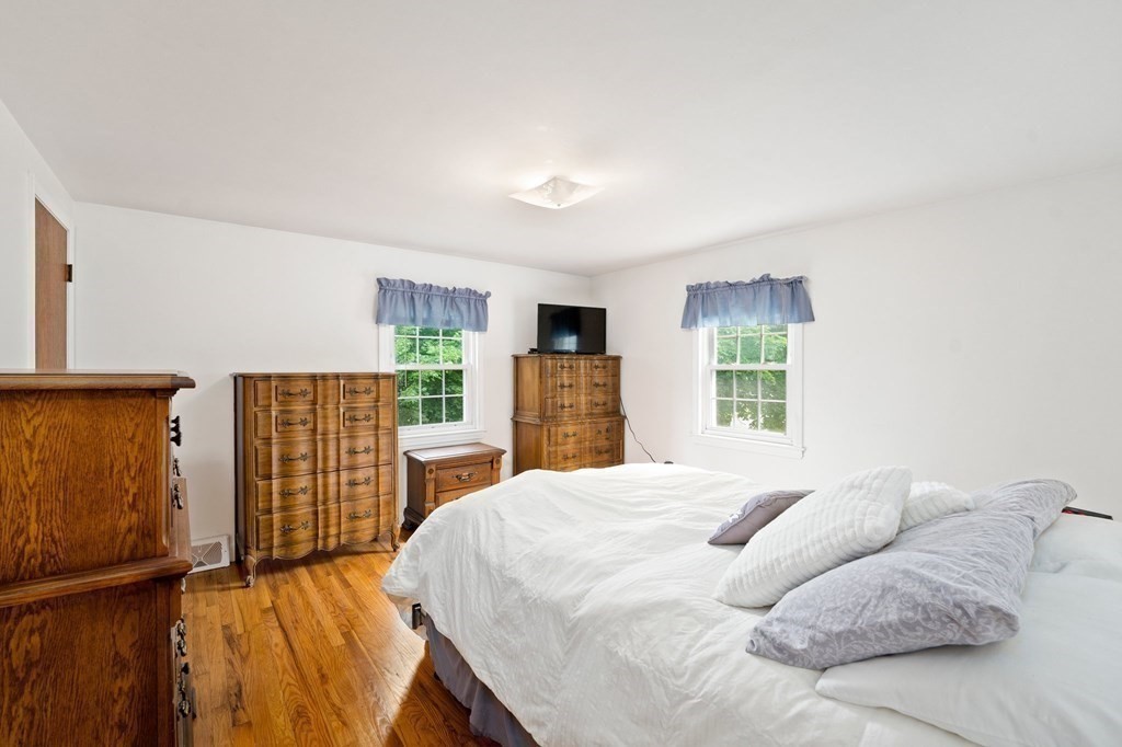 10 Colonial Road Seekonk, MA 02771 - Photo 16 of 40 Gallery Image 16