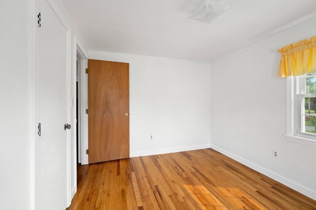 10 Colonial Road Seekonk, MA 02771 - Photo 21 of 40 Gallery Image 21
