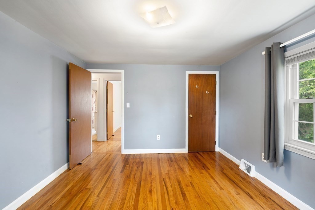 10 Colonial Road Seekonk, MA 02771 - Photo 25 of 40 Gallery Image 25