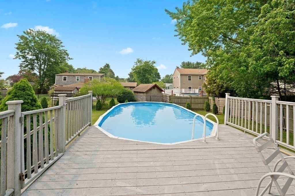 10 Colonial Road Seekonk, MA 02771 - Photo 27 of 40 Gallery Image 27