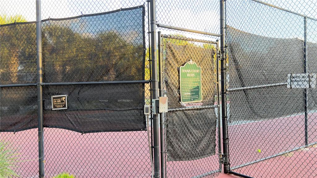 13040 Overstreet Road Windermere, FL 34786 - Photo 45 of 45 a bathroom with a shower