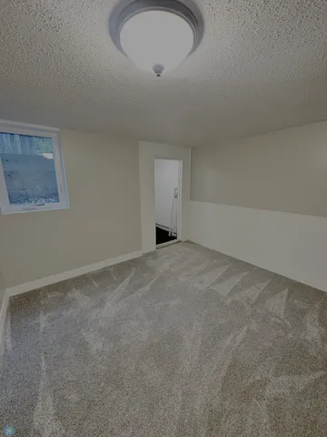 $250,000 | 912 11th Street South, Moorhead, MN 56560