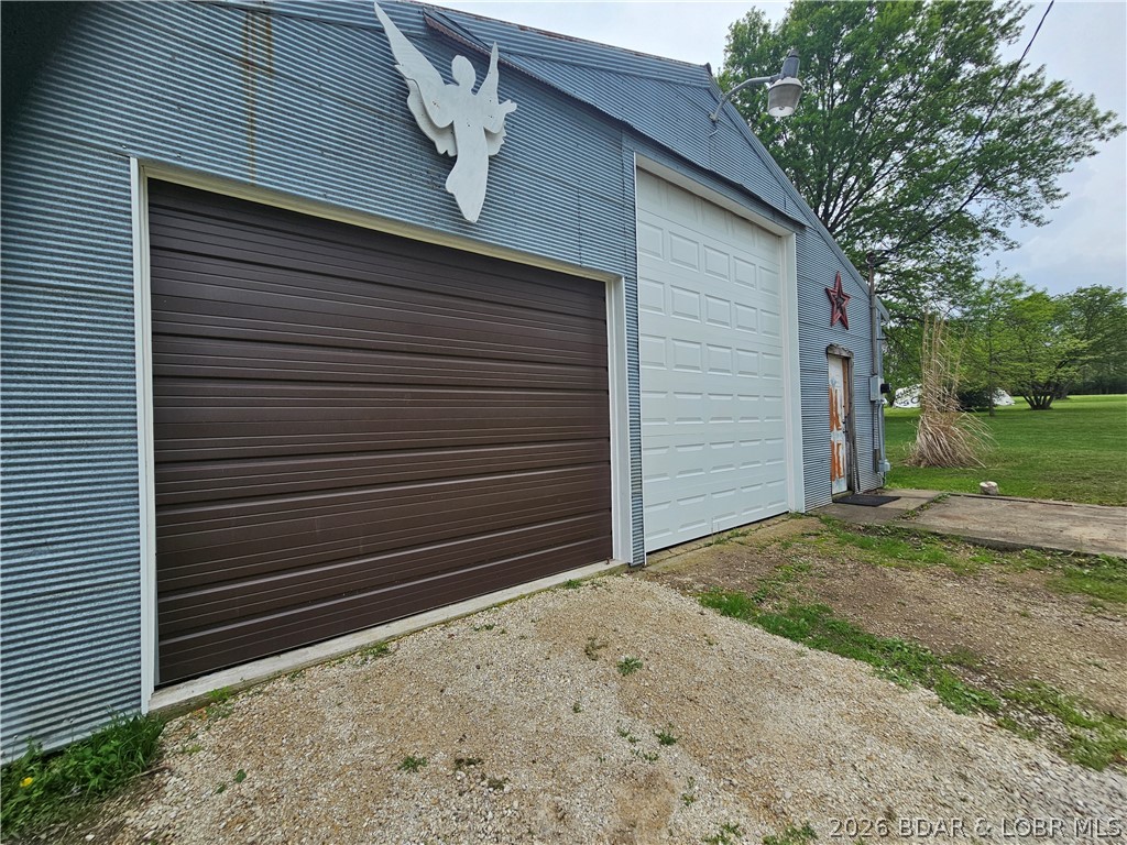 1014 Railroad Pond Road Eldon, MO 65026 - Photo 28 of 37