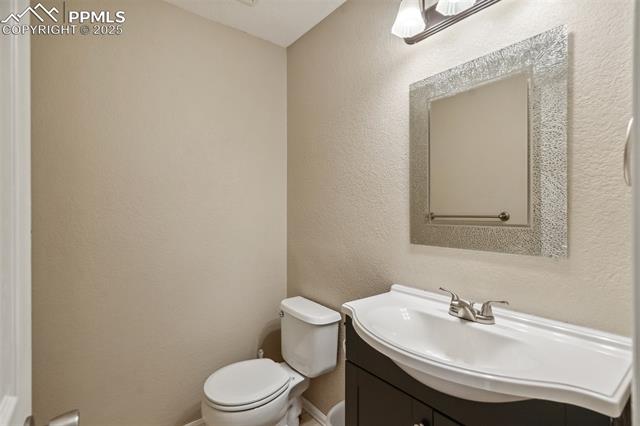 7640 Julynn Road Colorado Springs, CO 80919 - Photo 20 of 40